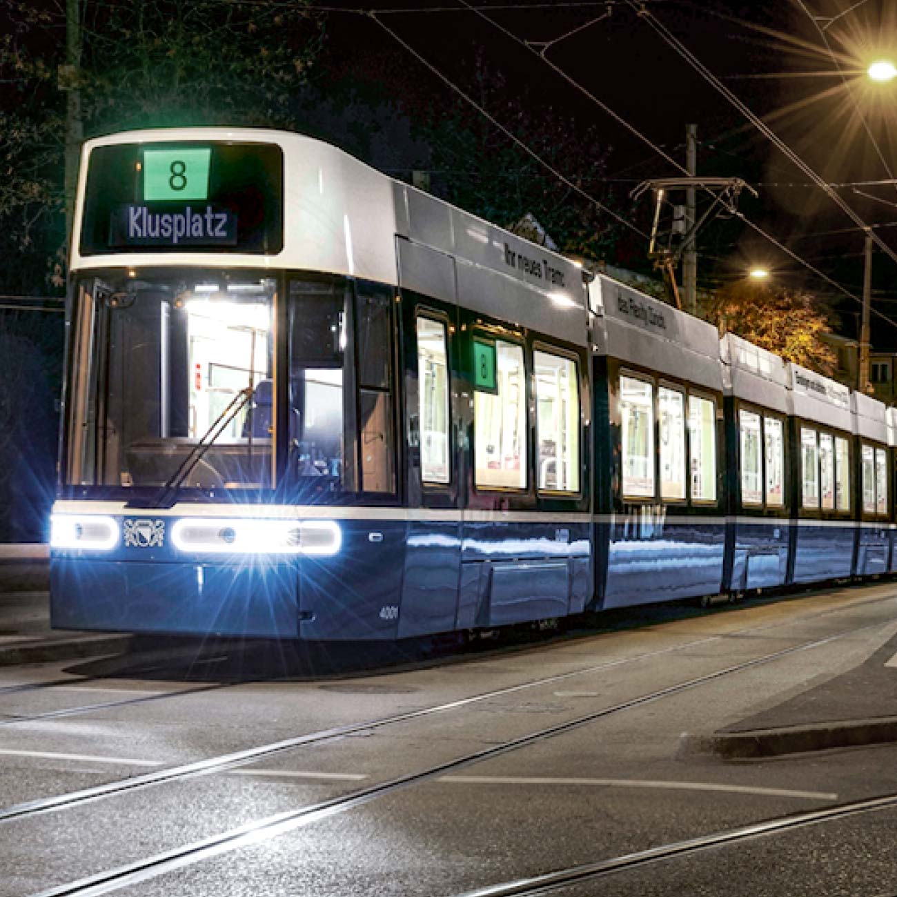 Hochauflösende Tram-Anzeigen für Zürich